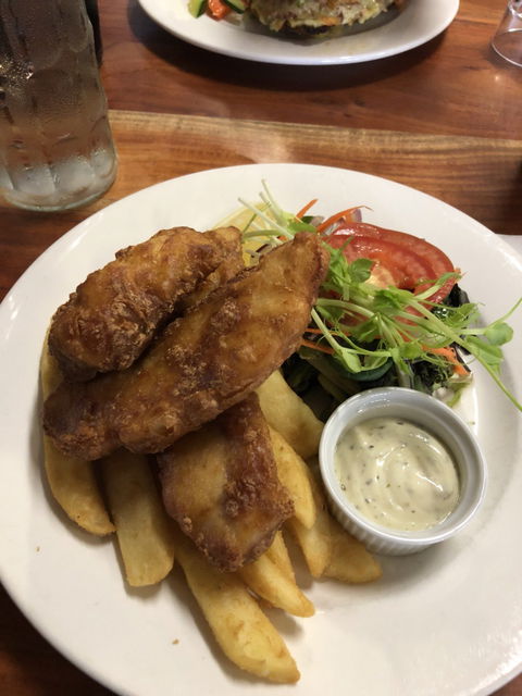 Spinifex Hotel - Dentist Find 2