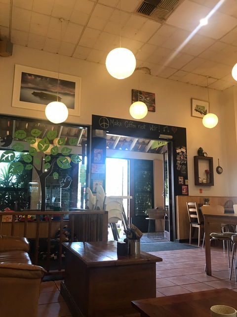 The Urban Coffee House - Dentist Find 6