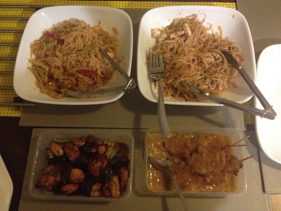 Paya Thai Restaurant