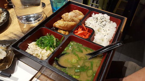 Ryo's Noodles - Dentist Find 0