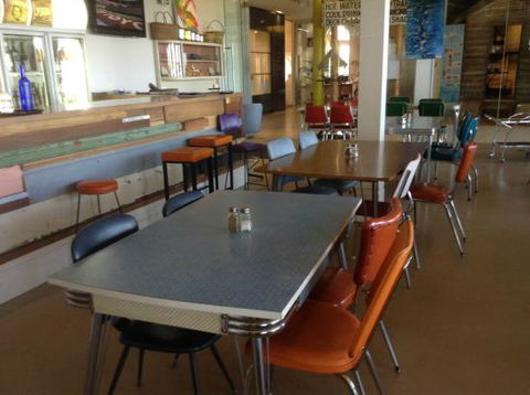 Boomers On The Beach - Dentist Search 0