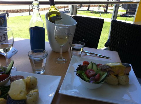 Glenelg Surf Life Saving Club - Dentists Australia 0