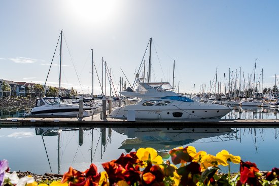 Mariners Restaurant Admirals Bistro