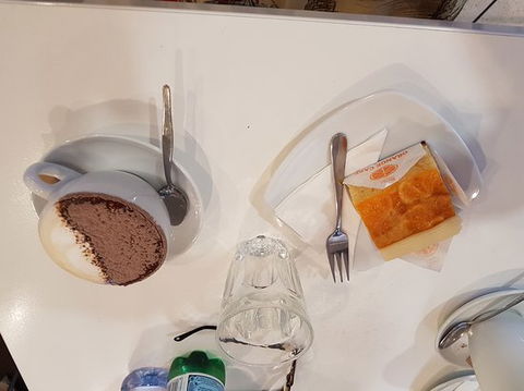 Oreo Cafe - Dentist Find 0