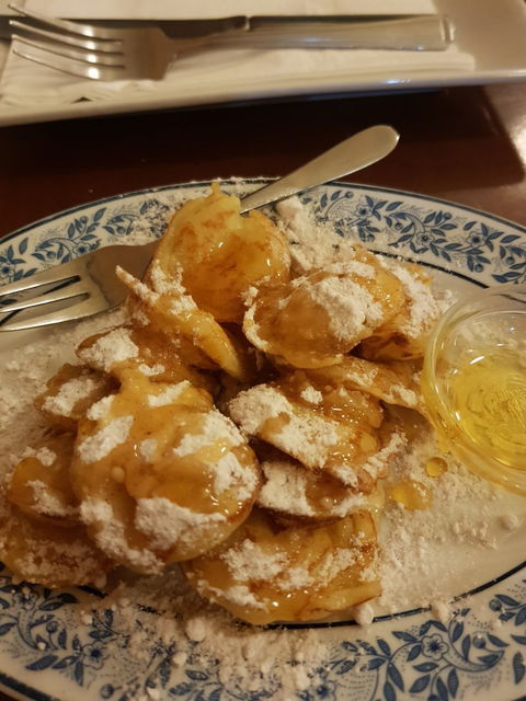 Creperie Bruxelles - Dentists Australia 1