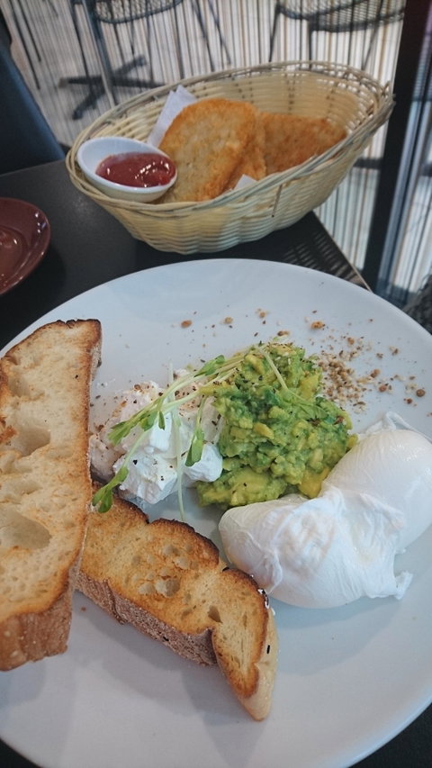 Dolci Cafe - Dentist Find 10