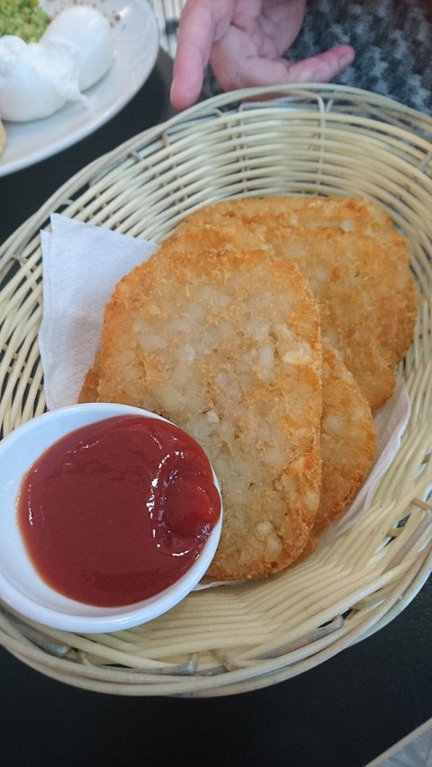 Dolci Cafe - Dentist Find 8