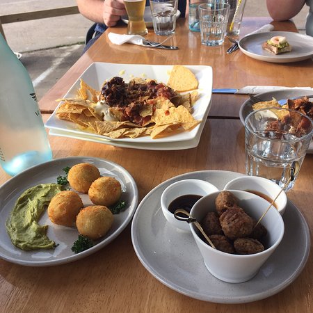 SOURC'D Wine & Coffee Bar - Dentist Find 0