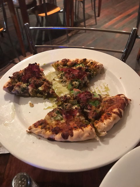 40's Cafe - Dentist Search 6