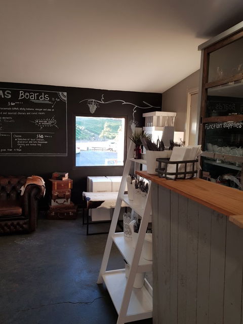 Barristers Block Cellar Door - Dentist Find 8