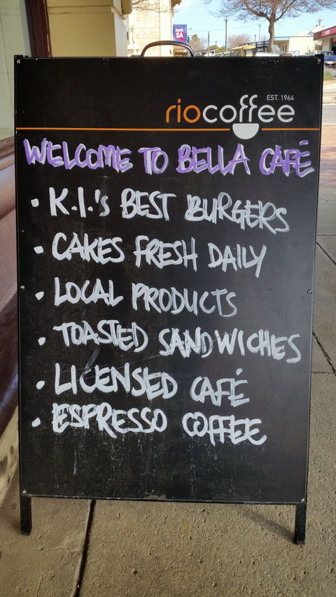 Bella Cafe Restaurant & Pizza Bar - Dentists Australia 1