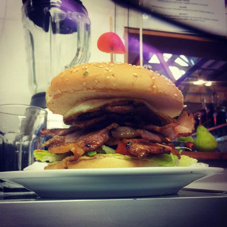 Cafe 11 - Dentist Find 0