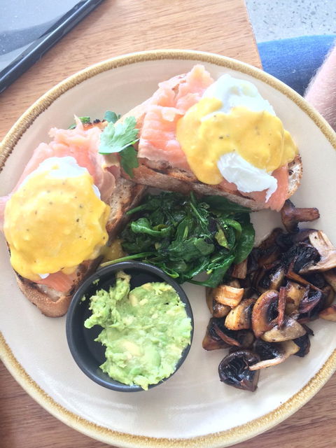 Eat House - Dentist Search 1