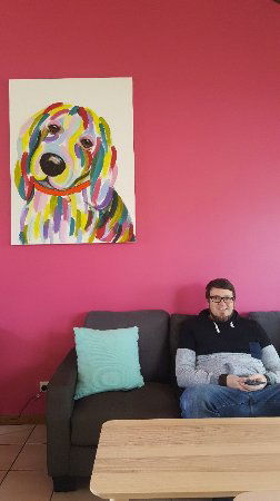 Fat Beagle Coffee Shop - Dentist Find 0