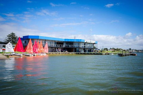 Goolwa Aquatic Club Restaurant - Dentist Find 0