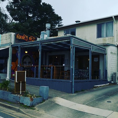 Hornet's Nest Cafe