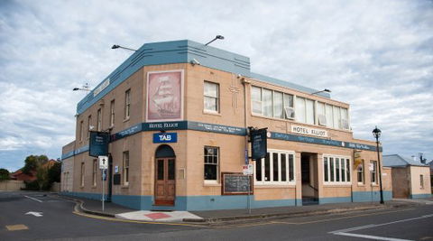 Hotel Elliot - Dentist Find 0