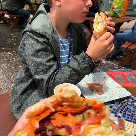 KI Tuckerbox - Dentists Australia 0