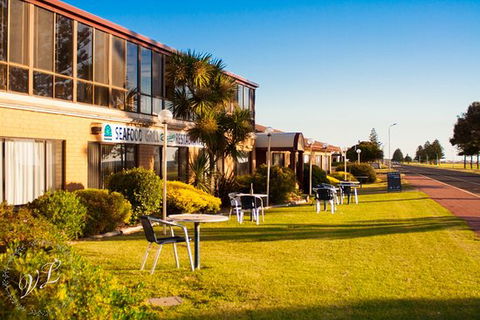 Lacepede Bay Motel & Restaurant - Dentist Find 0