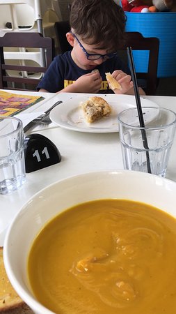 Laratinga Cafe - Dentist Find 0