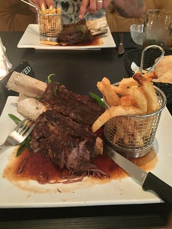 Murray Bridge Hotel- Dining Room