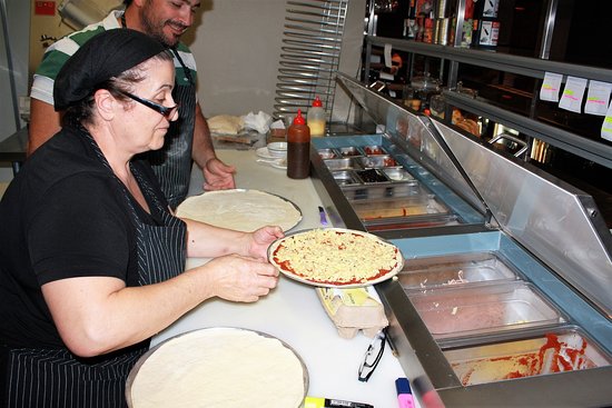 Nostima Pizza
