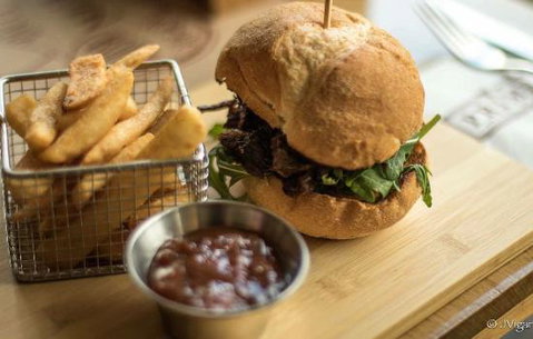 Prime Bar & Grill - Dentist Find 0