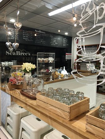 SeaBrees Homewares Cafe  Winebar