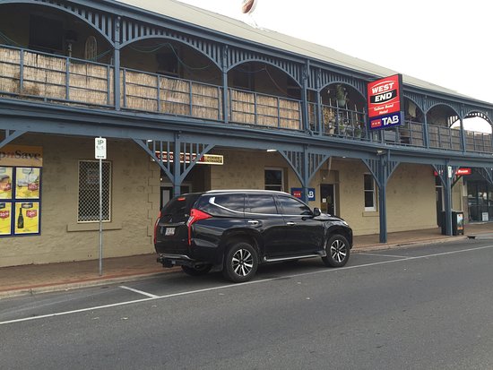 Tailem Bend Hotel And Restaurant