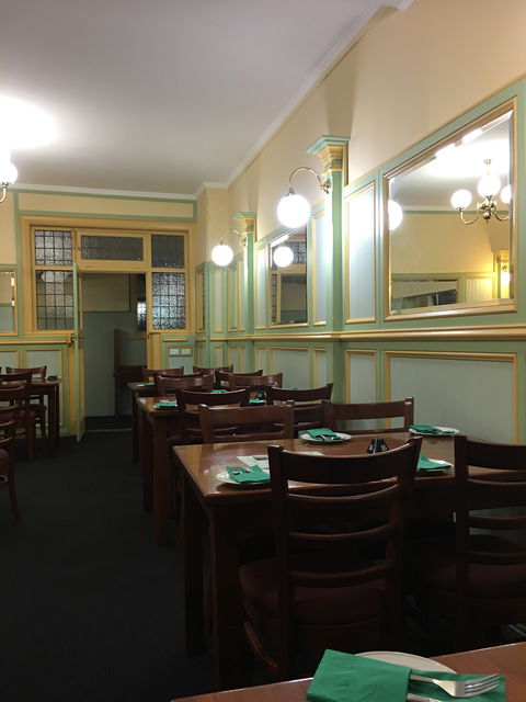 Tailem Bend Hotel And Restaurant - Dentist Find 4