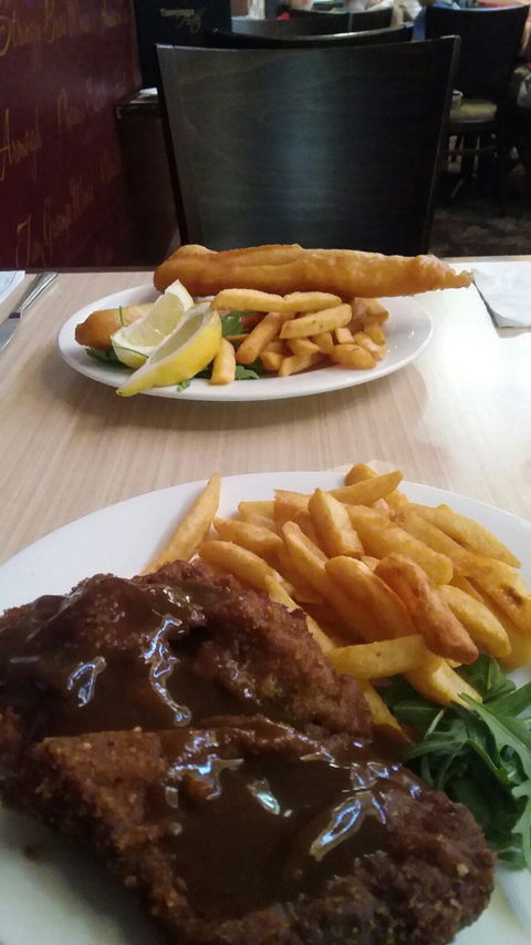 Taminga Giannitto Family Bistro - Dentist Find 2