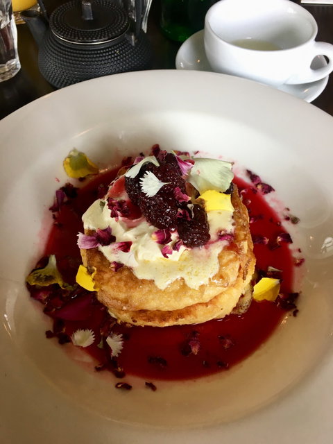 Anouk Cafe - Dentist Find 1
