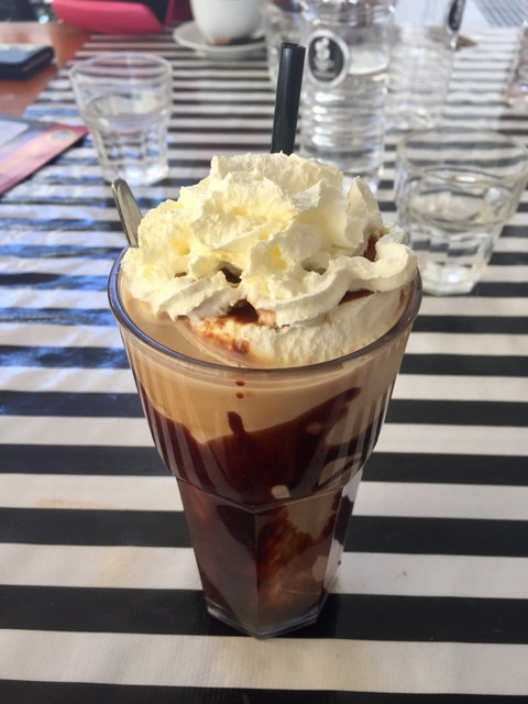 Cafe107 Latrobe Terrace - Dentist Find 5