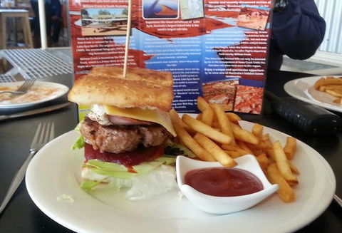 Dingo's Diner William Creek - Dentist Find 0
