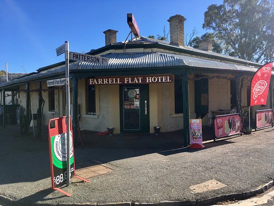 Farrell Flat Hotel