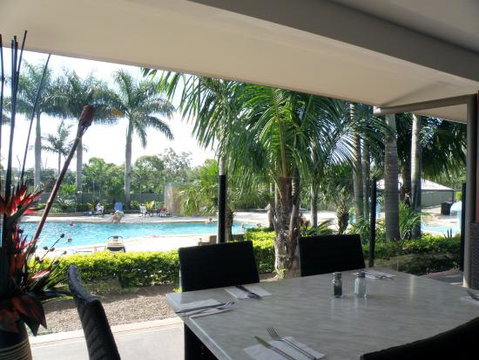 Lagoona Resort Restaurant - Dentist Find 0