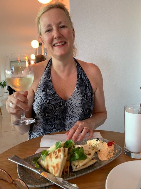 Nostimo Restaurant Bar - Dentist Find 4