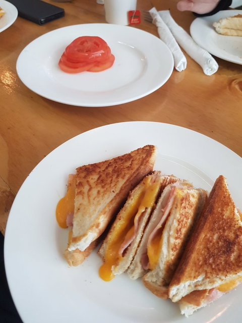 Peel Street Tavern - Dentist Find 4