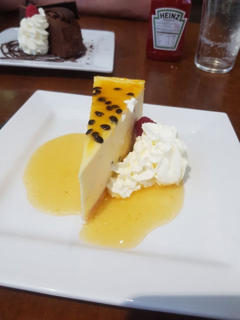 Poddy Dodgers Bar And Bistro - Dentist Search 1