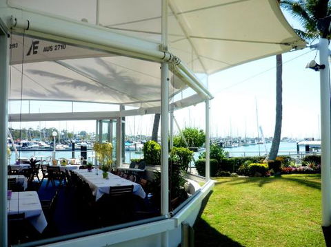 Royal Queensland Yacht Squadron - Dentist Find 0