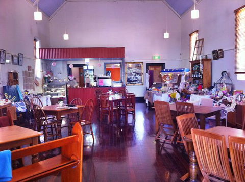 Salt Of The Earth Cafe And Gallery - Dentist Find 0