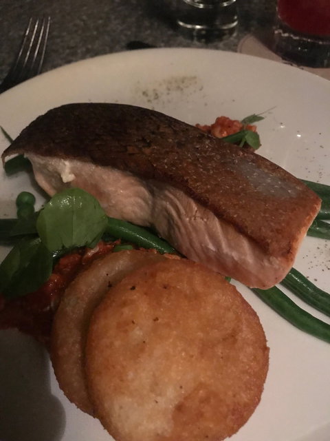 Summit Restaurant & Bar - Dentist Find 3