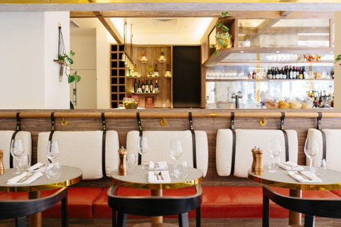 The Croft House Town Kitchen & Bar - Dentist Find 0