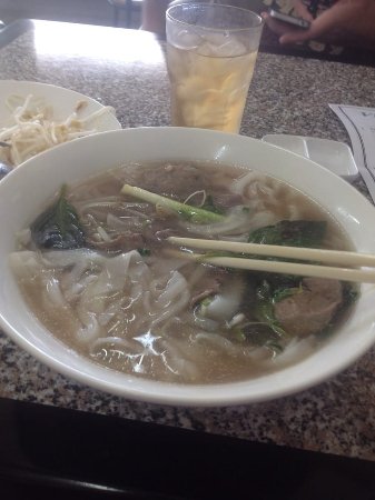 Vietnamese Pho Ever - Dentist Find 0