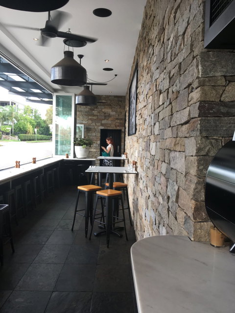 IL MOLO Italian Kitchen & Bar - Dentist Find 4