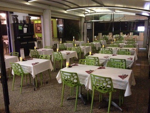 Thai On Ferny Way - Dentists Australia 0