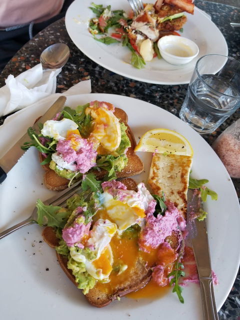 Cafe Scooterini - Dentist Find 1