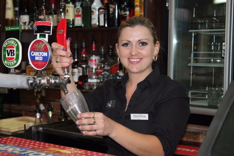 Advancetown Hotel - Dentist Find 0