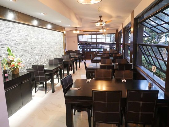 Al Medina Mediterranean Middle Eastern Restaurant