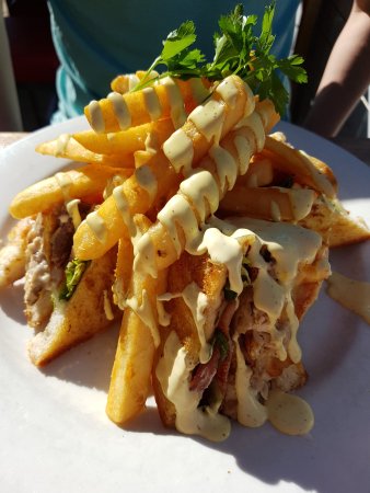 Cafe On Bayview